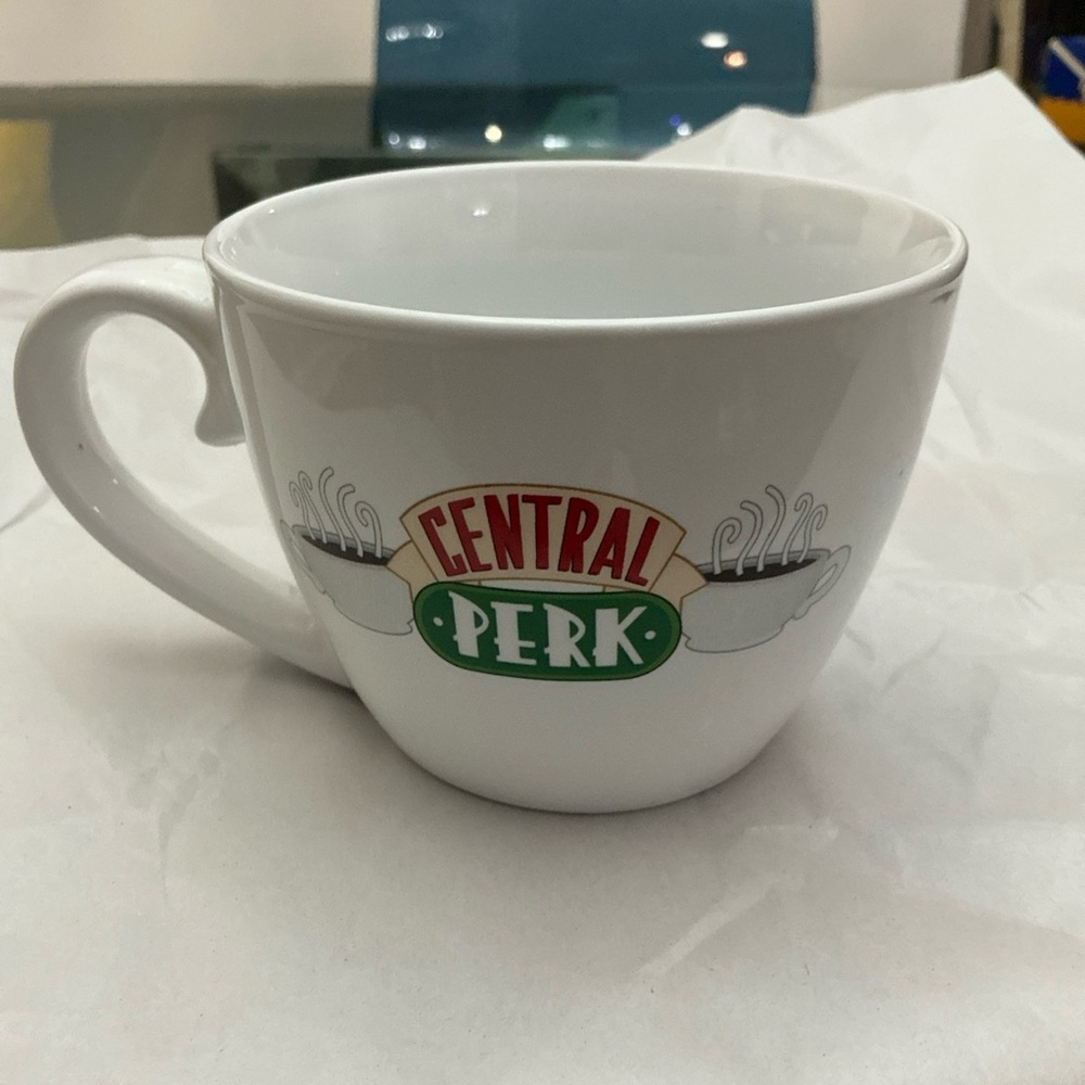 2019 Central Perk (FRIENDS) 12oz Coffee Mug